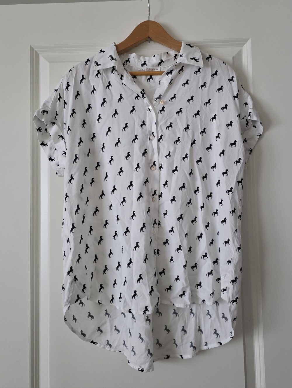 Western Chic Horse Short Sleeve Burron Up Womens S Oversized Jane + Delancy Nwot